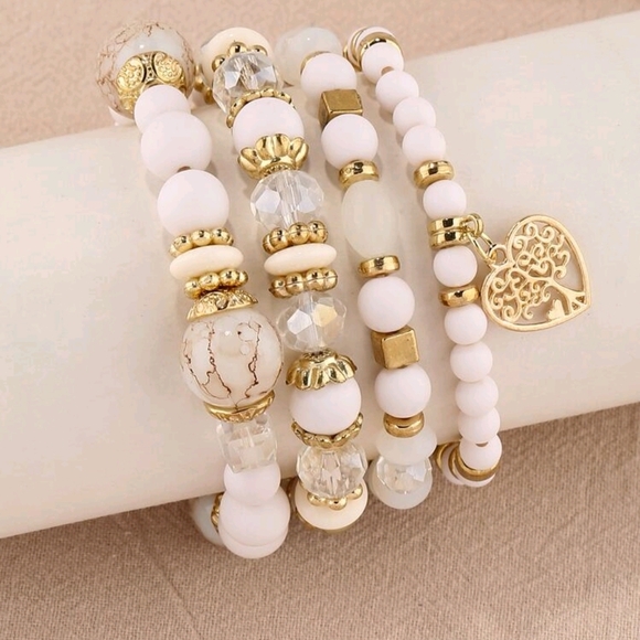 A009 /9 Colors/ Elegant Beaded Bracelet Set With Heart Charm - Picture 9 of 16